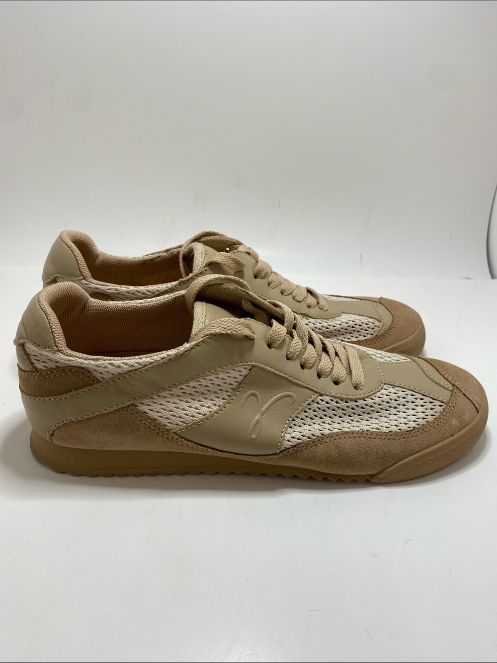 Vaneli Jasmin Women's Beige & Cream Mesh Suede Sneaker Size 8.5 N